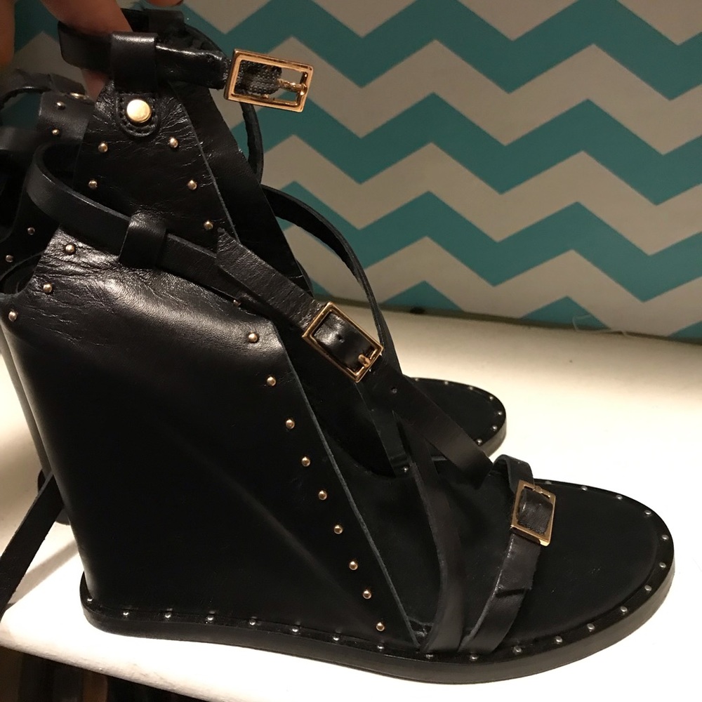 Ivy Kirzhner wedge Sz 7 Preowned